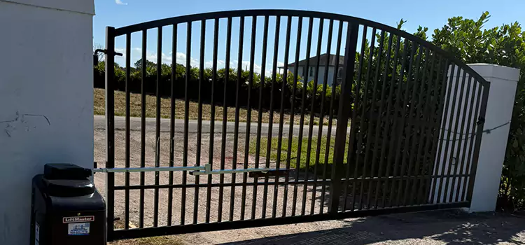 Driveway Fence Repair Clovis